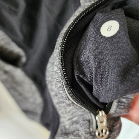 Lululemon Long Sleeve Top - Picture 4 of 6